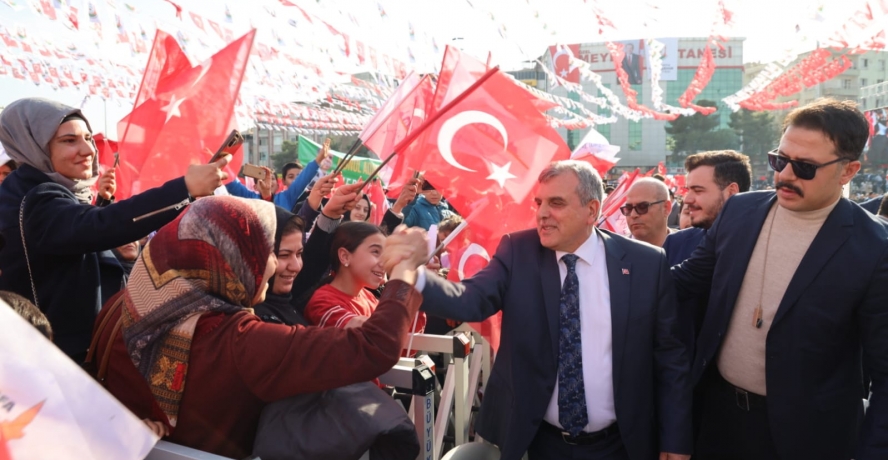 BÜYÜKŞEHİR BÜYÜK SEVDA İSTER, CUMHURİYET’İN YÜZÜNCÜ YILINDA 100 PROJE